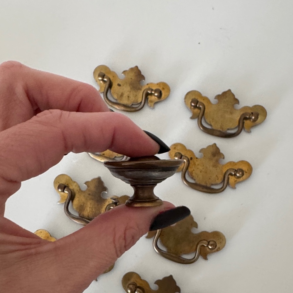 Vintage Brass Drawer Pulls and Knobs - Picture 6 of 8